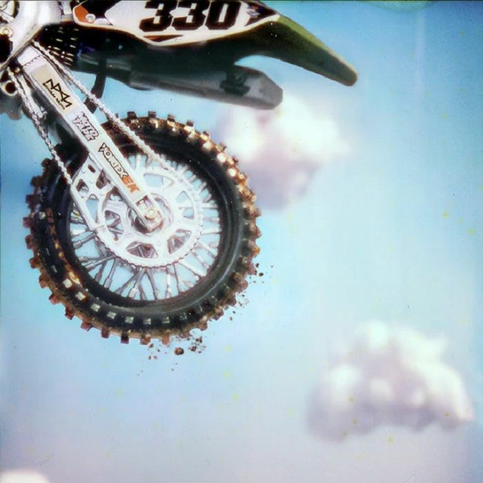 Mid Air - Limited Edition Coloured Vinyl 2xLP vinyl record cover