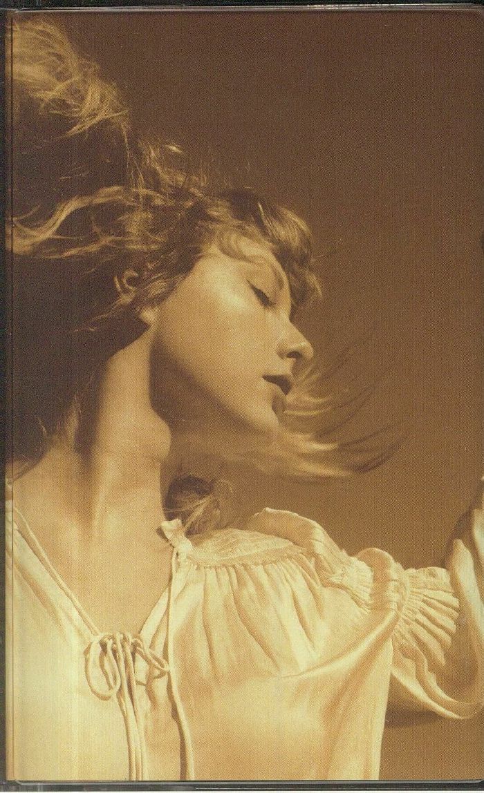 Fearless (Taylor's Version) - 2x Cassette audio cassette cover